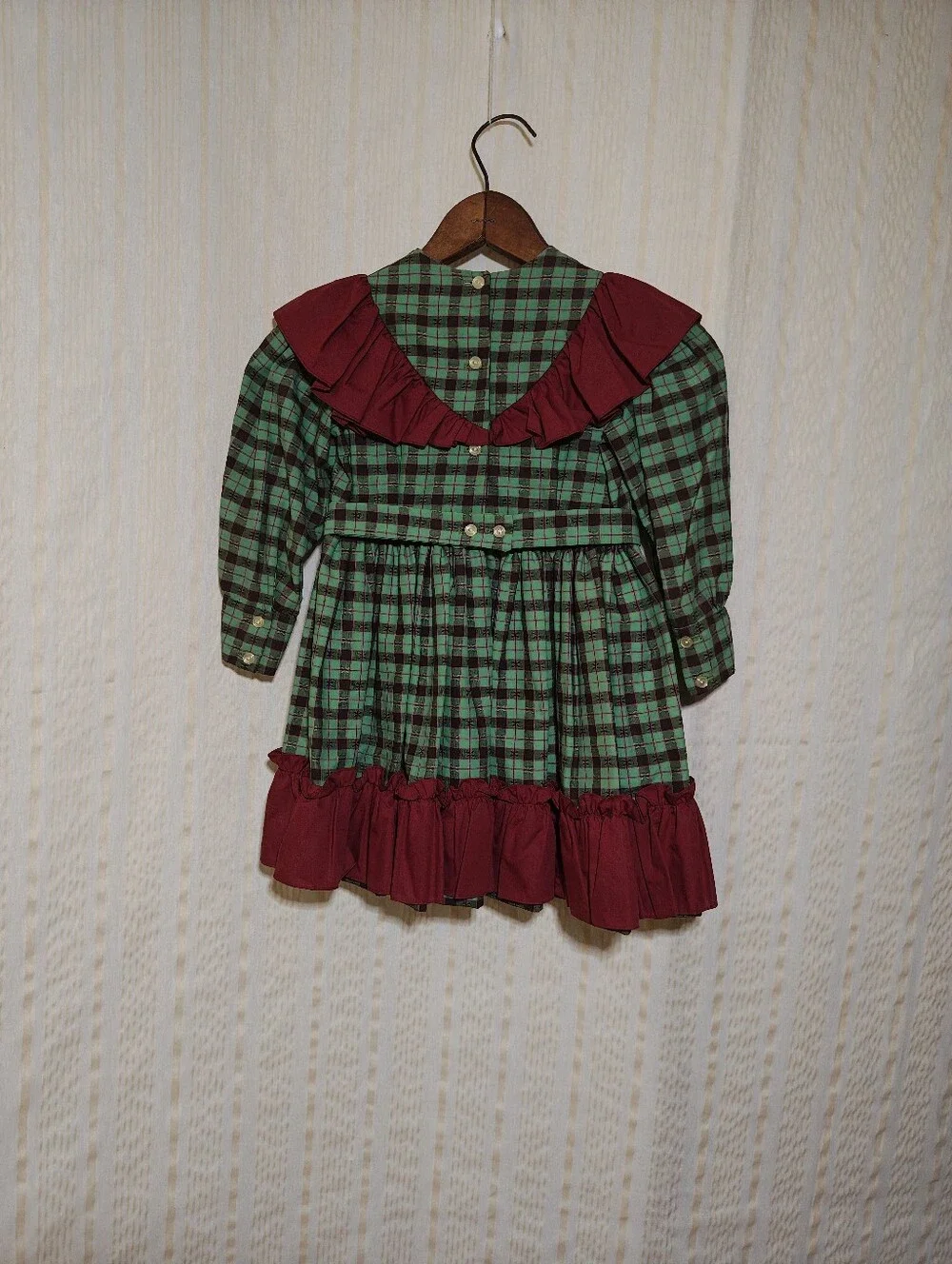 1970s Vintage Mary Louise Original Plaid Ruffle Dress Girls Size 6